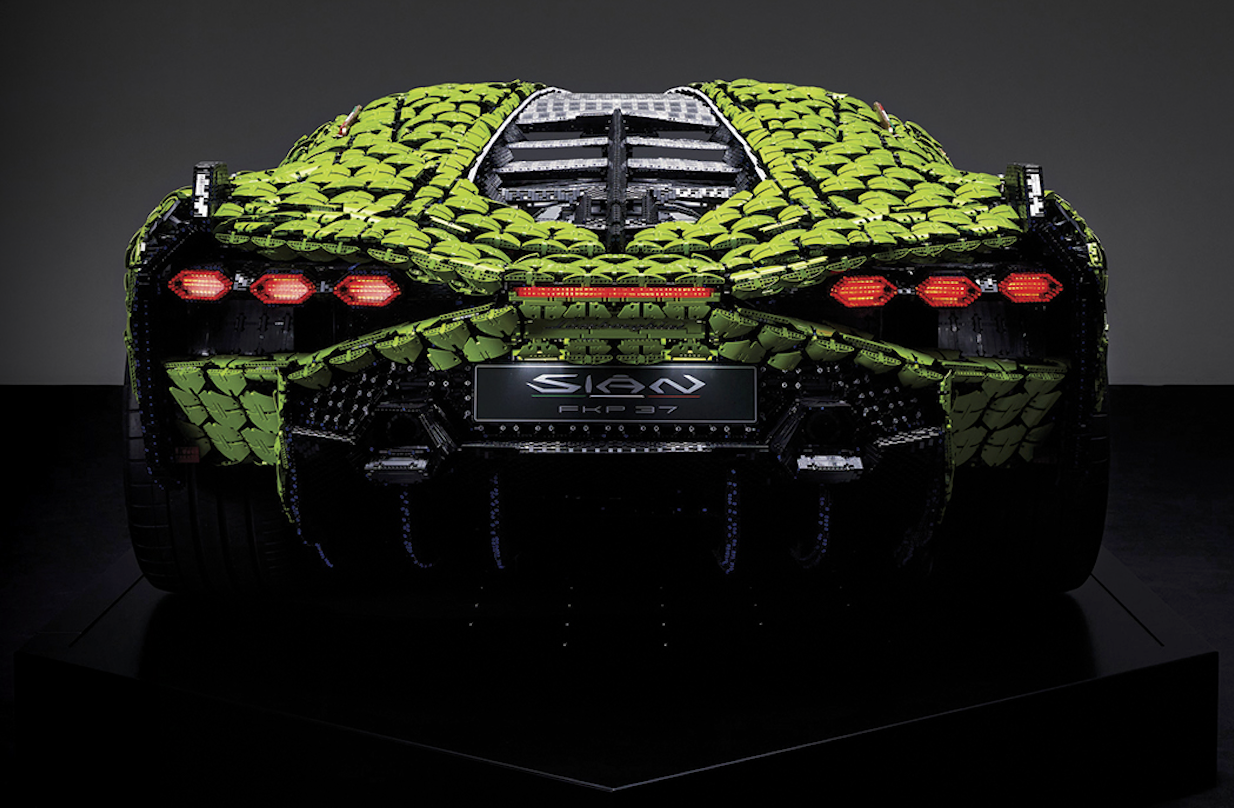 Lamborghini Sián FKP 37 Life Size Supercar in LEGO