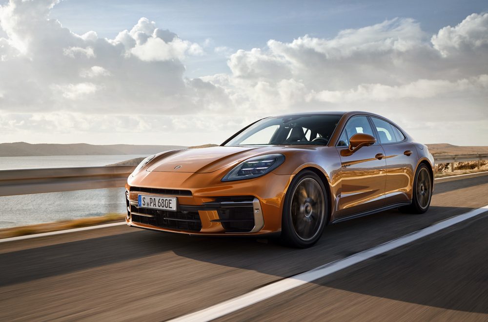 Elegance in Motion : The New Porsche Panamera Is A Sight for Sore Eyes